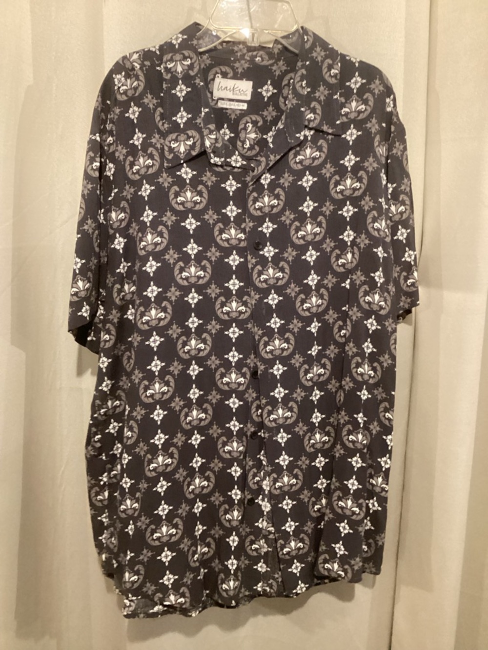 Men’s Button-Up Lightweight Summer Shirt